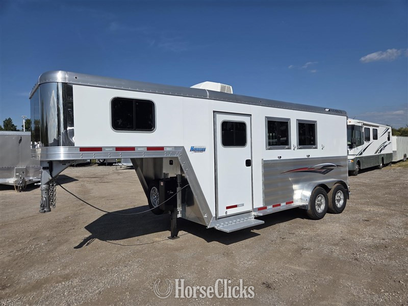 2026 Featherlite Trailers 9807  Horse Trailer in Ohio