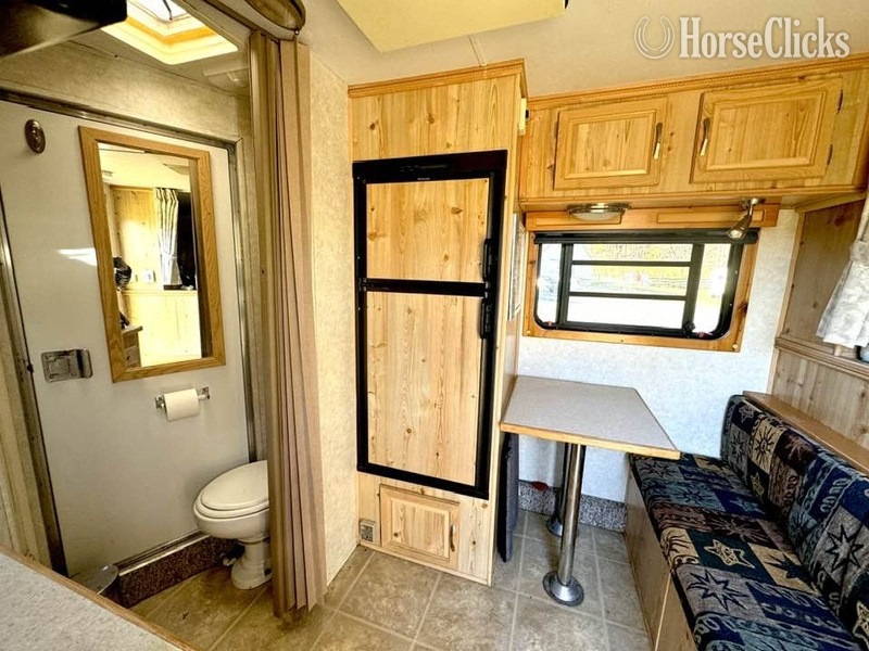 2003 Sundowner Trailers Horizon  Gooseneck Horse Trailer - Horse Trailers in Kentucky