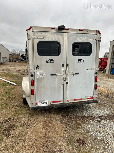 2001 Adam Trailers J2040  Gooseneck Horse Trailer - Horse Trailers in Kentucky