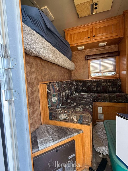 2002 Sooner Trailers  Gooseneck Horse Trailer - Horse Trailers