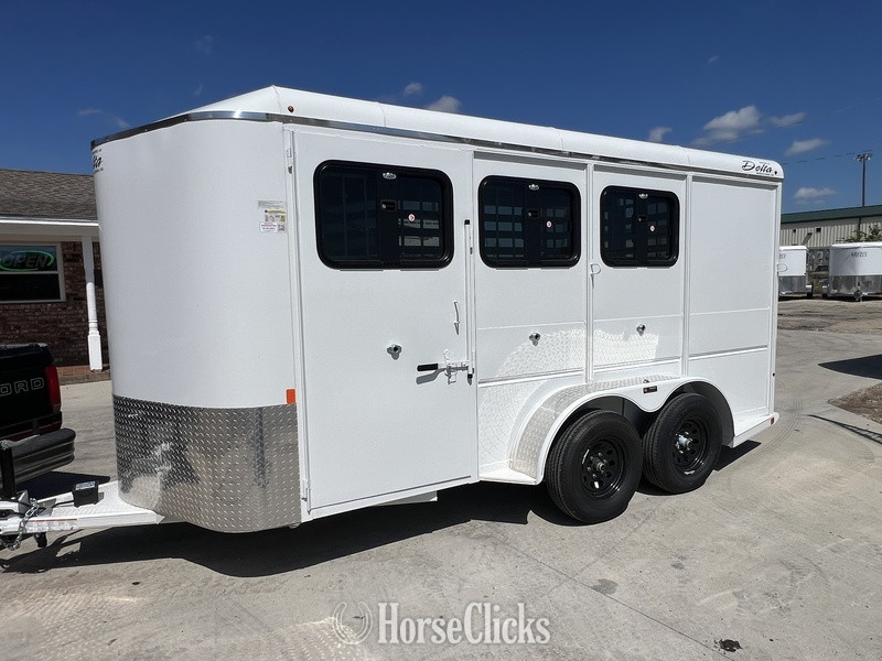 Delta Trailers 500 Series Bumper Pull Horse Trailer in Texas