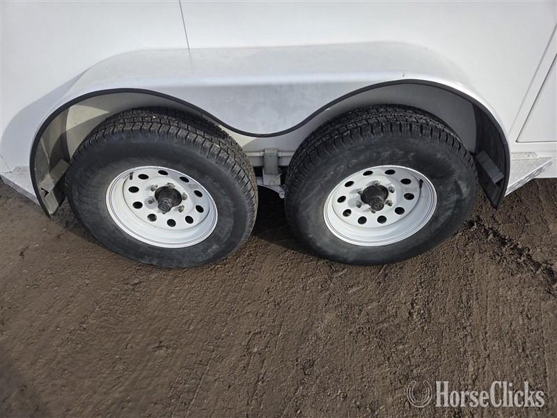 2017 Trails West 2H  Horse Trailer Ohio