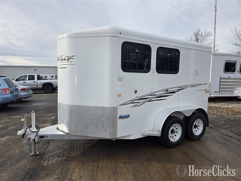 2017 Trails West 2H  Horse Trailer in Ohio