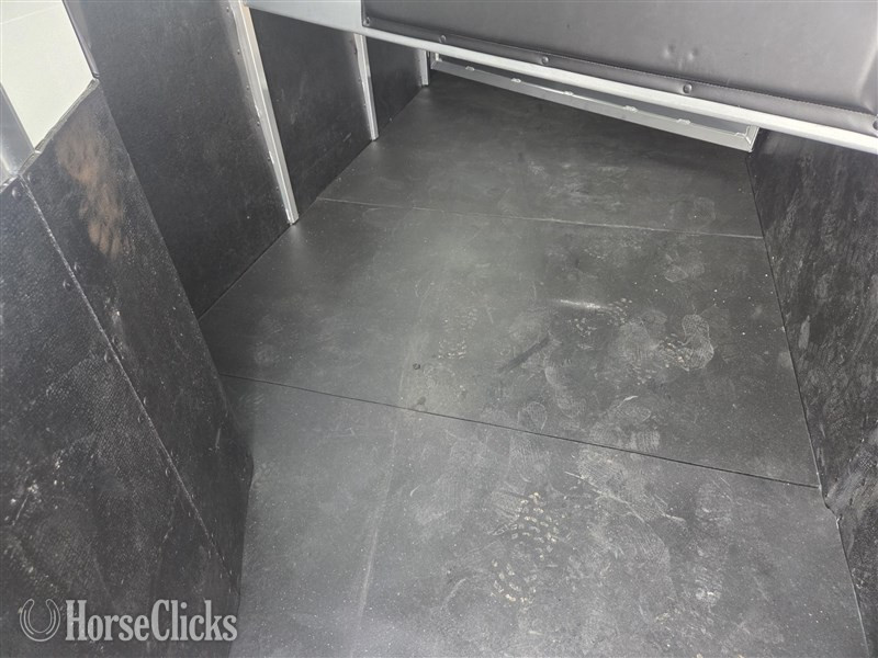 Horse Trailers - 2026 Elite Trailers Mustang  Horse Trailer in Ohio