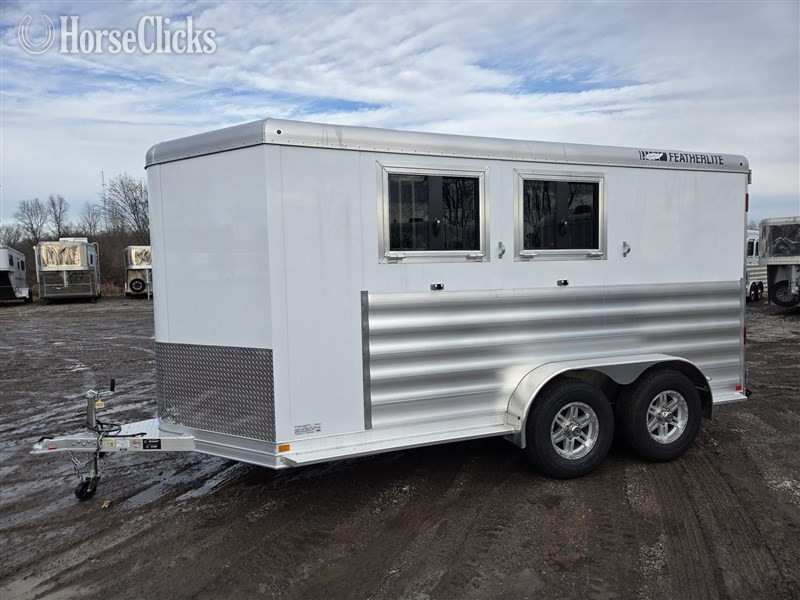 2026 Featherlite Trailers 9400  Horse Trailer