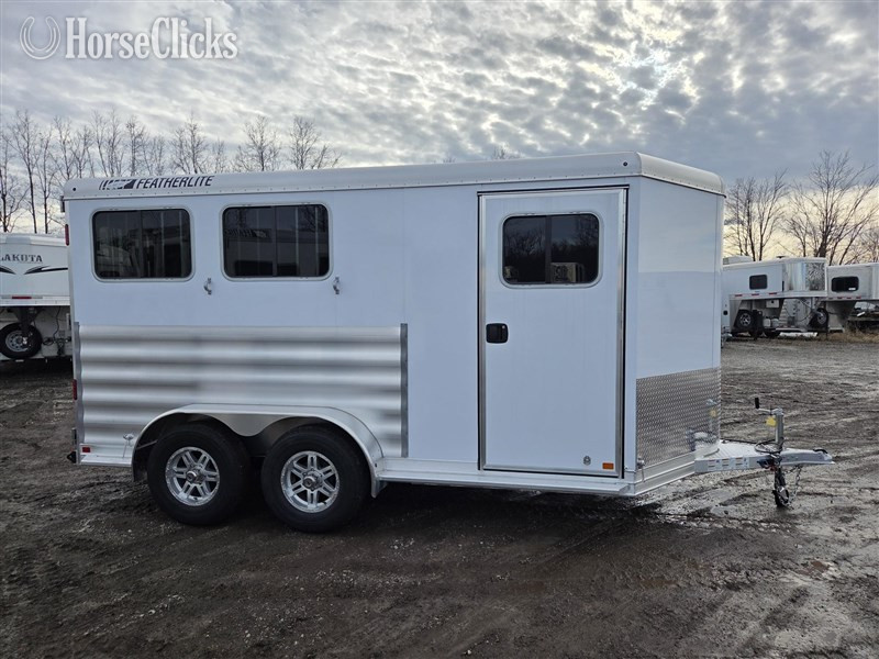 2026 Featherlite Trailers 9400  Horse Trailer in Ohio