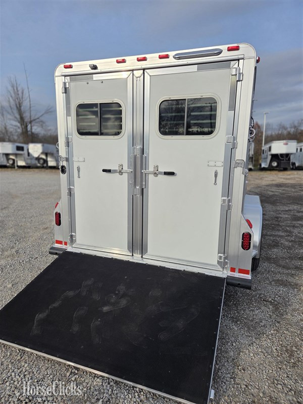 Horse Trailers - 2026 Elite Trailers Mustang  Horse Trailer in Ohio