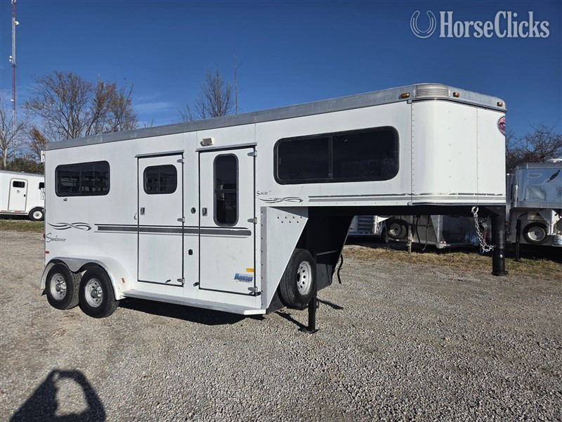 2004 Sundowner Trailers 777  Horse Trailer in Ohio