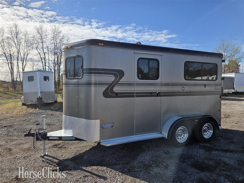 2008 Hawk Trailers 2-Horse Bumper Pull  Horse Trailer