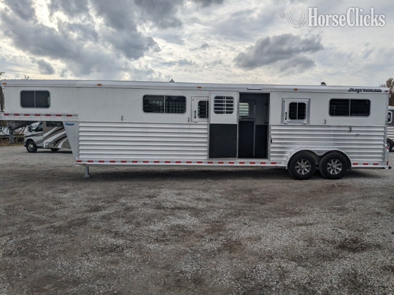 2023 Elite Trailers Head  Horse Trailer - Horse Trailers