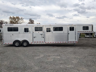 2023 Elite Trailers Head  Horse Trailer