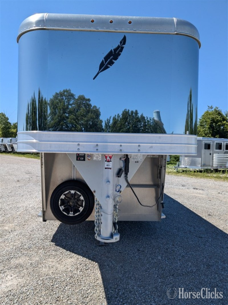 2024 Featherlite Trailers 9500  Horse Trailer - Horse Trailers