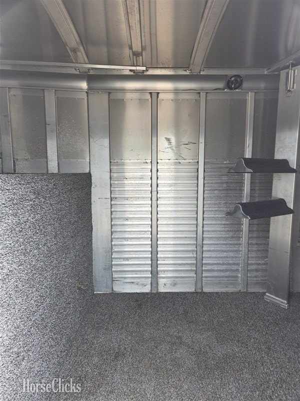 Horse Trailers - 1998 4-Star 2H  Horse Trailer