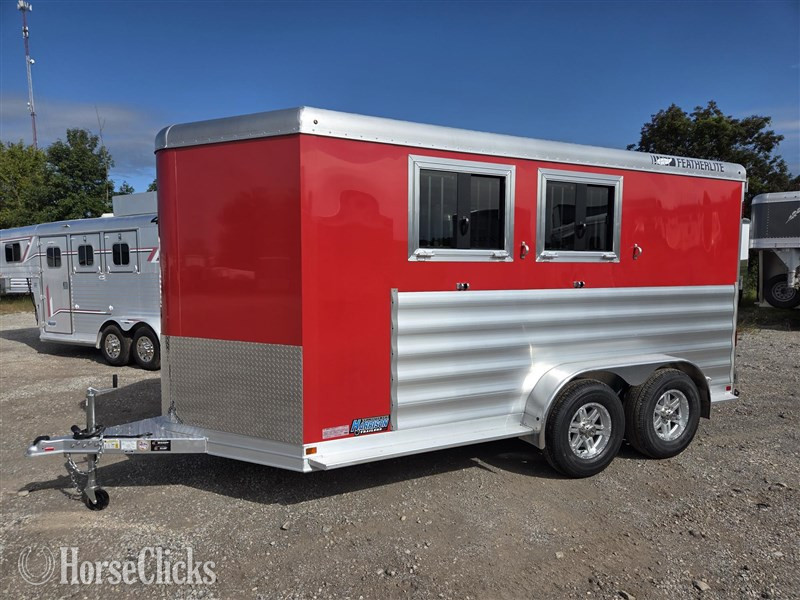 2026 Featherlite Trailers 9400  Horse Trailer