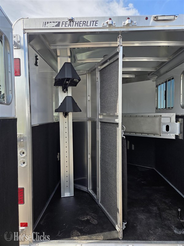 2026 Featherlite Trailers 9400  Horse Trailer - Horse Trailers in Ohio