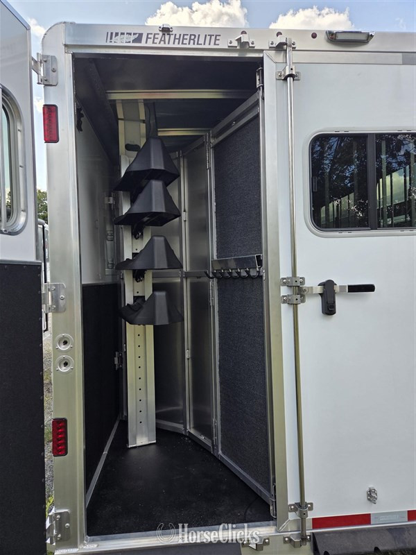 2026 Featherlite Trailers 9600  Horse Trailer - Horse Trailers in Ohio