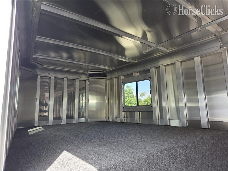 2026 Featherlite Trailers 9600  Horse Trailer - Horse Trailers in Ohio