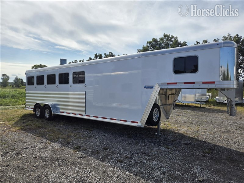 2026 Featherlite Trailers 9600  Horse Trailer