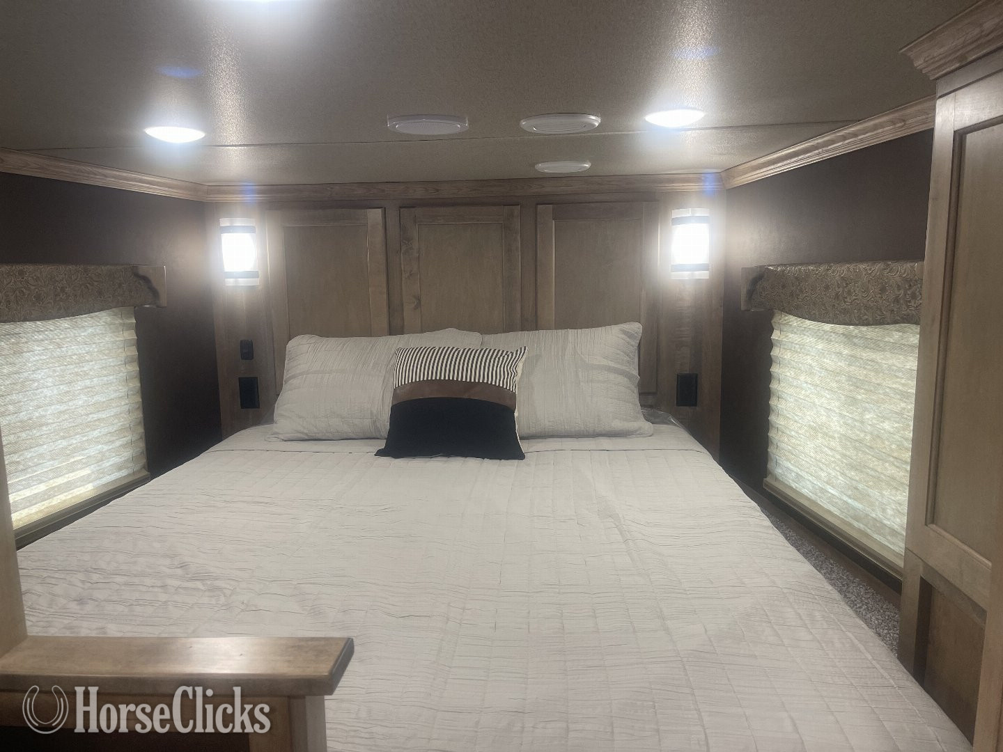 2026 Merhow Trailers Alumaster Gooseneck Livestock Trailer Kentucky