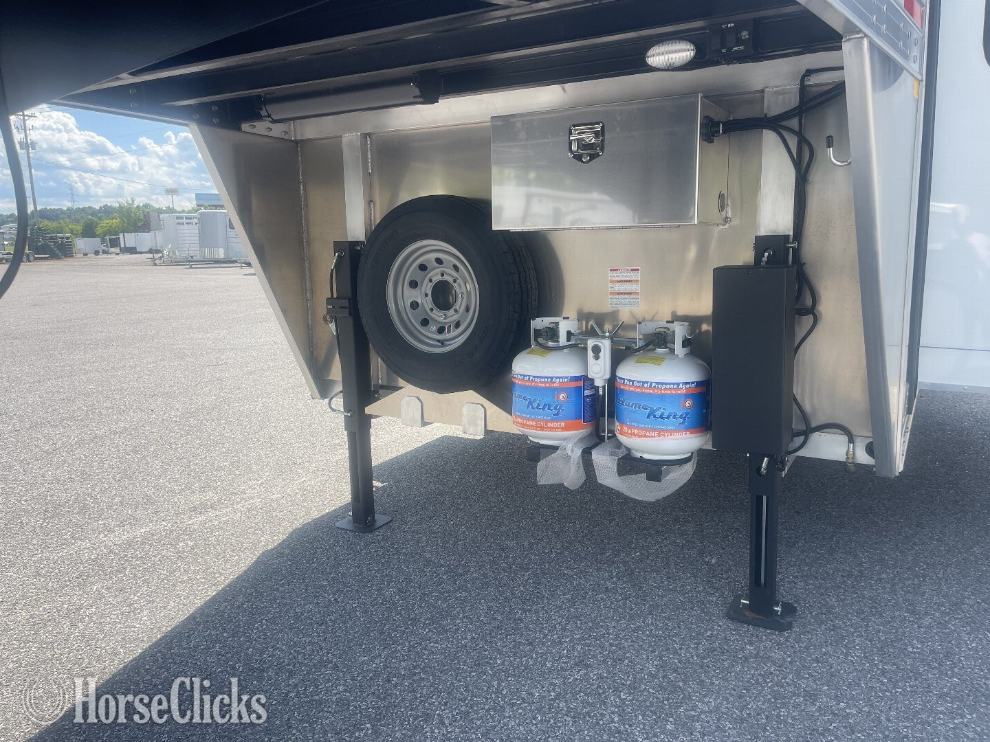 Kentucky 2026 Merhow Trailers Alumaster Gooseneck Livestock Trailer