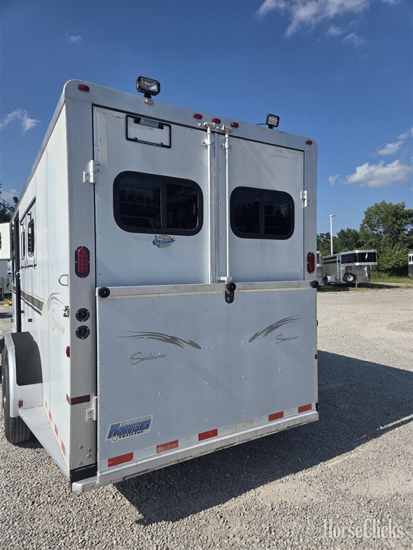 2003 Sundowner Trailers Extra  Horse Trailer - Horse Trailers in Ohio