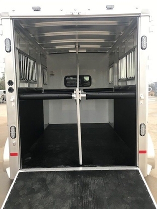 2023 Sundowner 2 horse bumper pull trailer