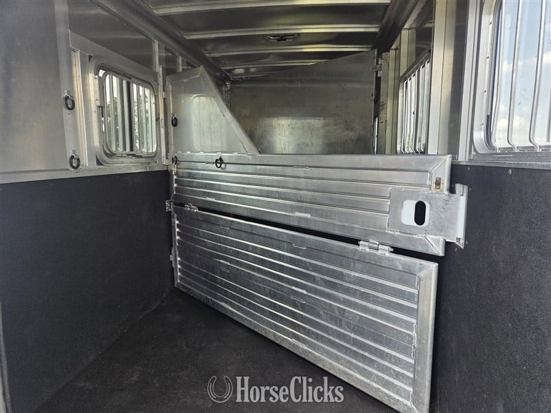 Horse Trailers - 2019 Featherlite Trailers 9409  Horse Trailer in Ohio
