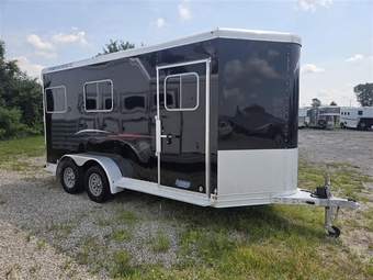 2019 Featherlite Trailers 9409  Horse Trailer