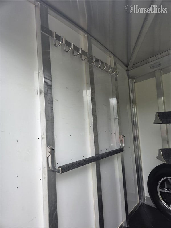Horse Trailers - 2022 4-Star Runabout  Horse Trailer in Ohio