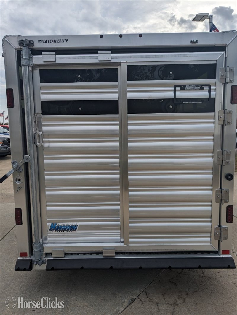2024 Featherlite Trailers 8107  Horse Trailer - Horse Trailers in Ohio