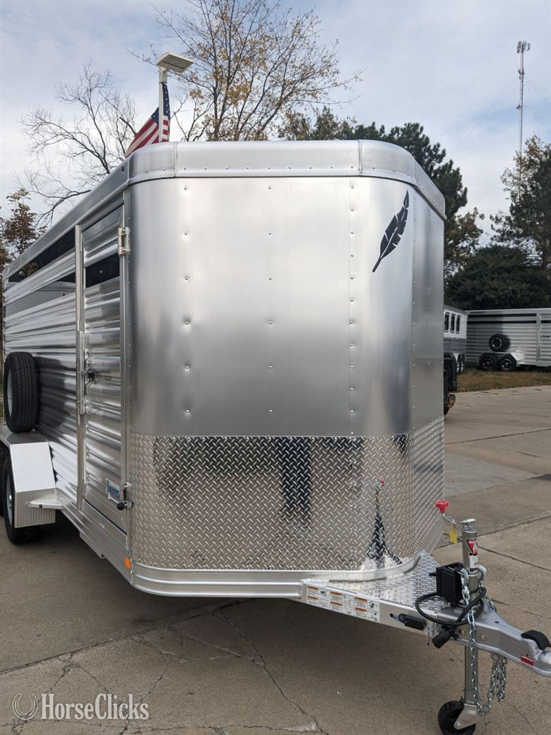 2024 Featherlite Trailers 8107  Horse Trailer