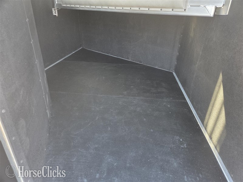 2025 Featherlite Trailers 9400  Horse Trailer - Horse Trailers