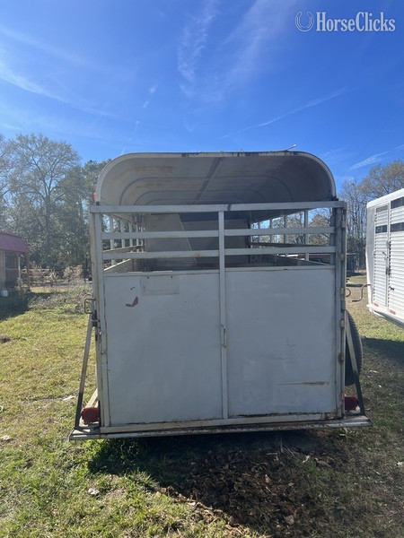 2001 Ponderosa Trailers Steel Gooseneck Livestock Trailer South Carolina