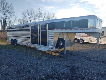 2025 Elite Trailers 28  Horse Trailer