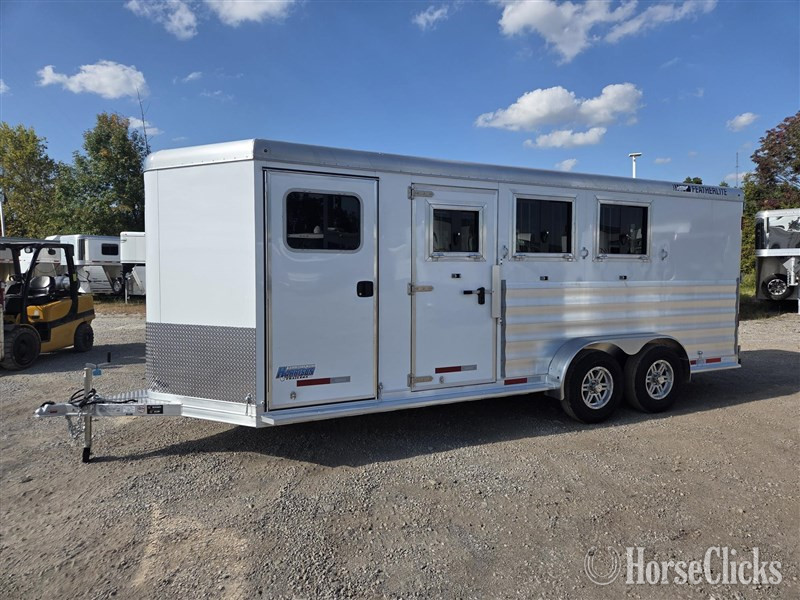 2026 Featherlite Trailers 9400  Horse Trailer in Ohio