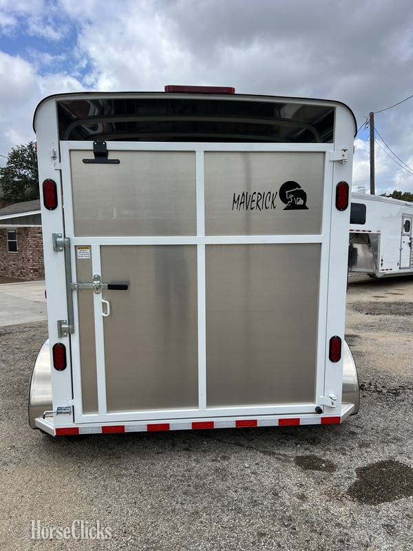 Texas 2026 Maverick Trailers Mav 13 Bumper Pull Horse Trailer