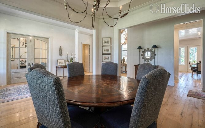 Ranch - 30 Ac with 3-2-3 Home, 2-1 Garage Apt, 6 stall+ Barn near Houston in Texas