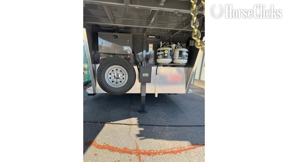 Trails West 2026 Manufacturing Weekender  Horse Trailer California