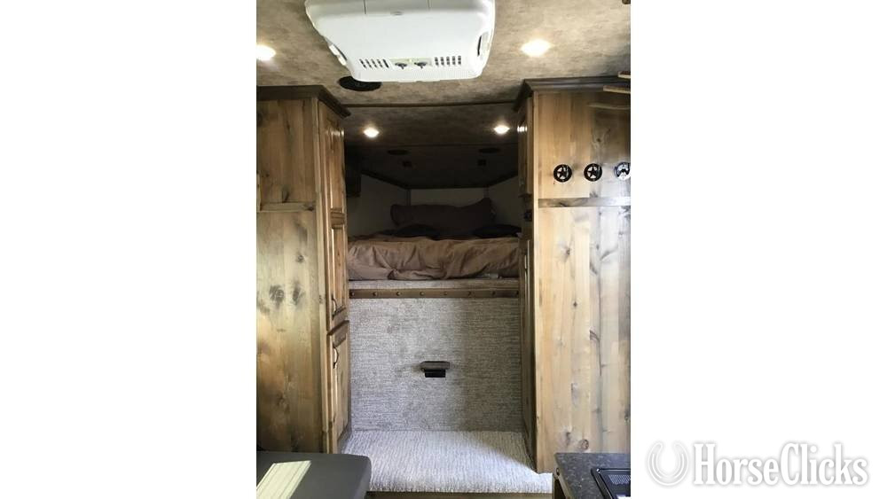 Trails West 2026 Manufacturing Classic  Horse Trailer - Horse Trailers