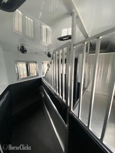 Bison Coach 2026 Silverado   Horse Trailer