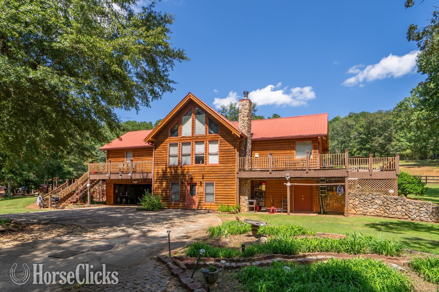 Log cabin on 17 acres - Farms
