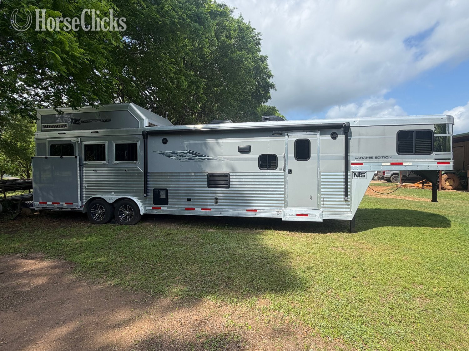 Texas 2023 SMC Trailers  Gooseneck Horse Trailer