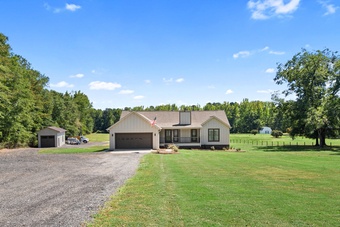 Gated country retreat in Monroe, GA