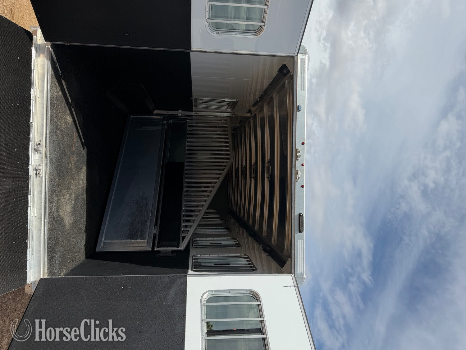 2020 Exiss Trailers  Gooseneck Horse Trailer 