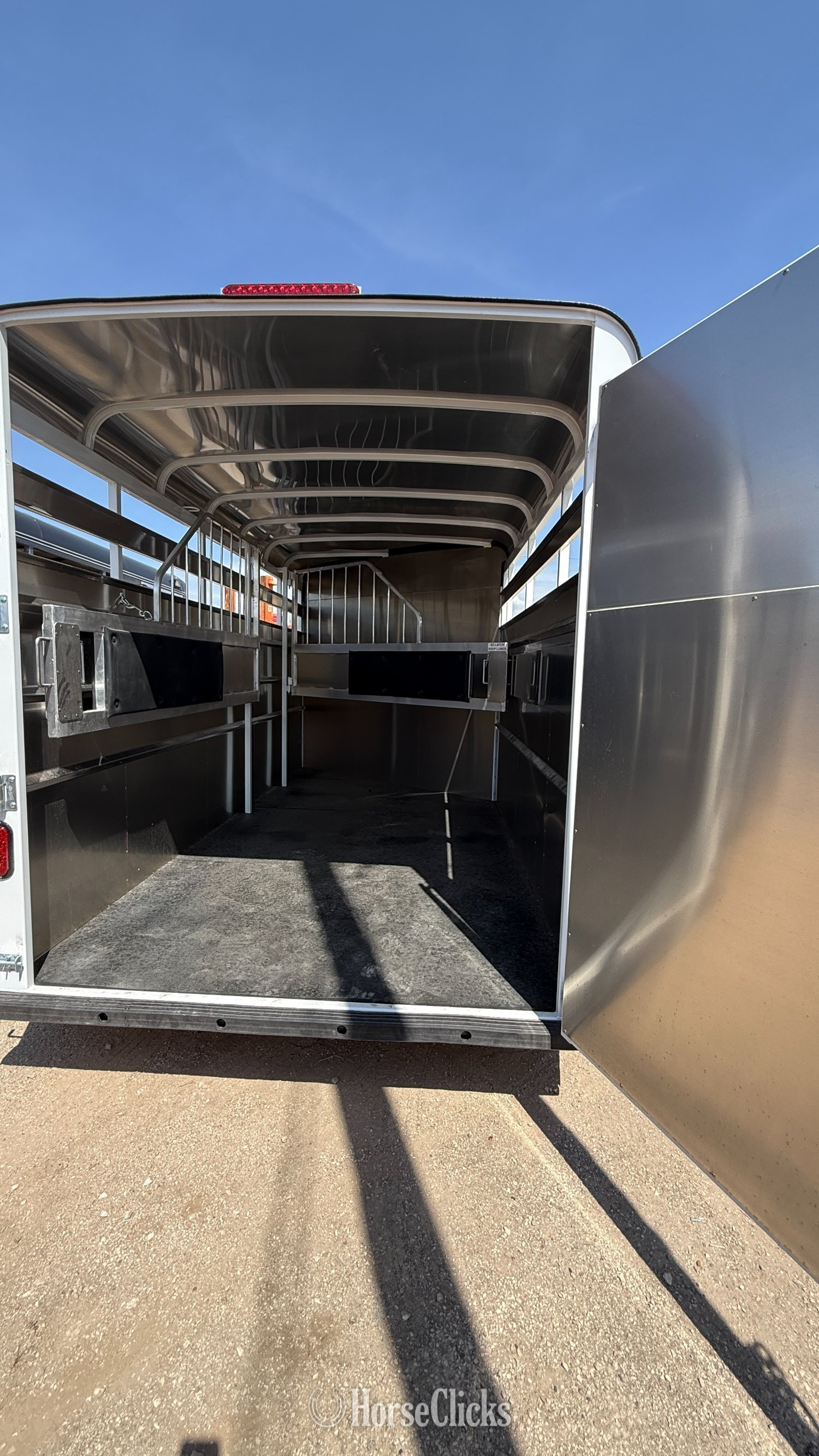 2027 Maverick Trailers 3H HS Bumper Pull Horse Trailer Texas