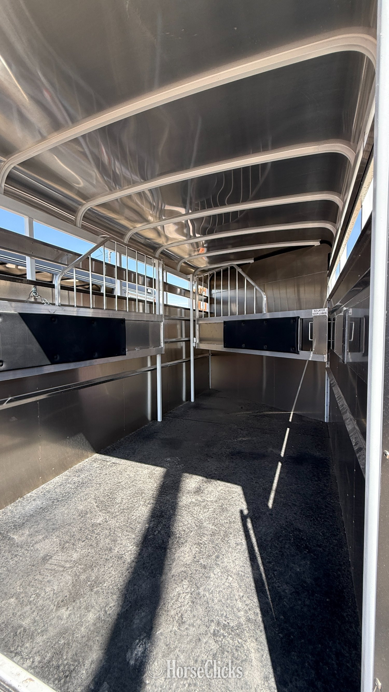 Horse Trailers - 2027 Maverick Trailers 3H HS Bumper Pull Horse Trailer in Texas