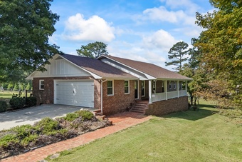 Luxury homestead on 6+ acres