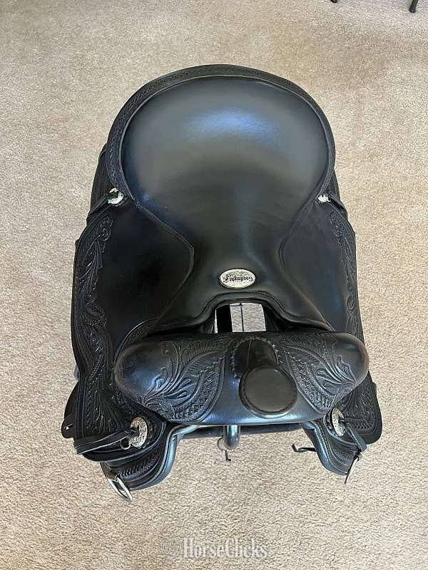 15.5" Circle Y Western Saddle