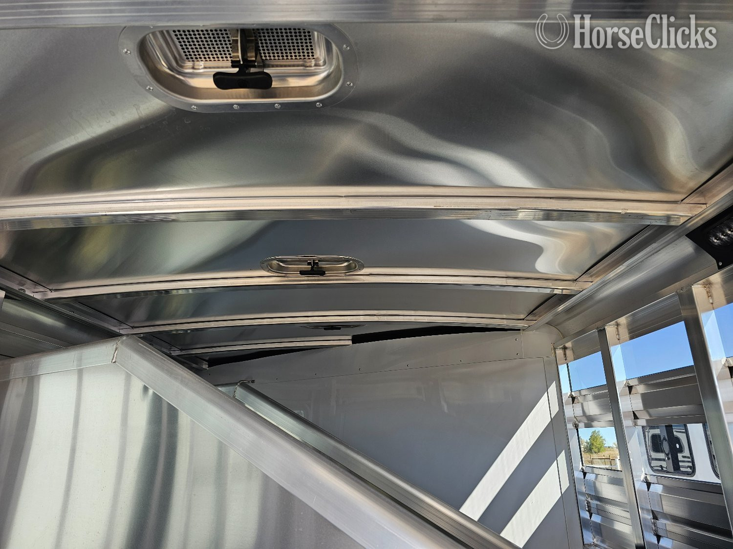 Horse Trailers - 2025 Exiss Trailers Express CXF Bumper Pull Horse Trailer