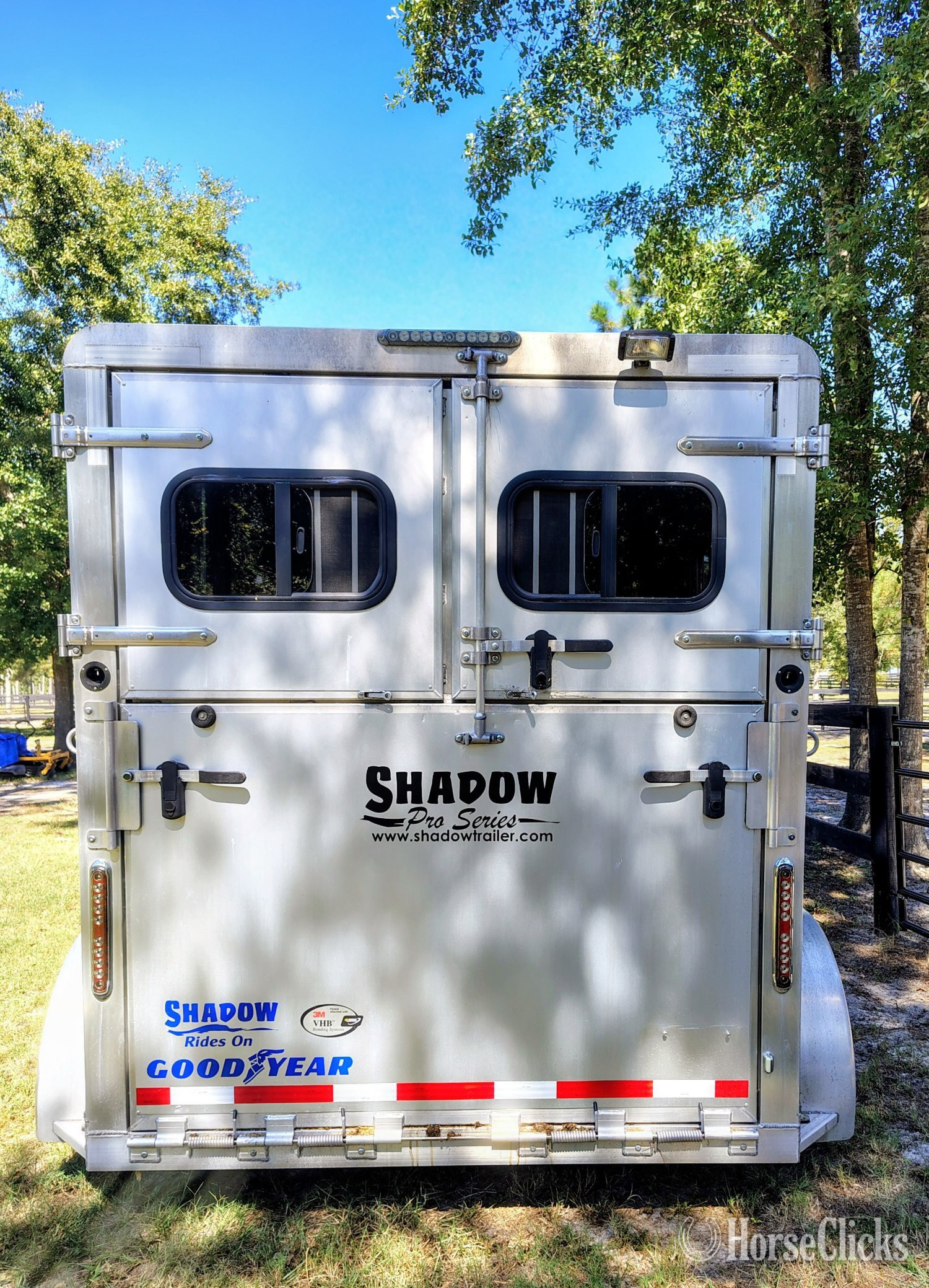 2016 Shadow Trailers Shadow Pro Series Warmblood Bumper Pull Horse Trailer